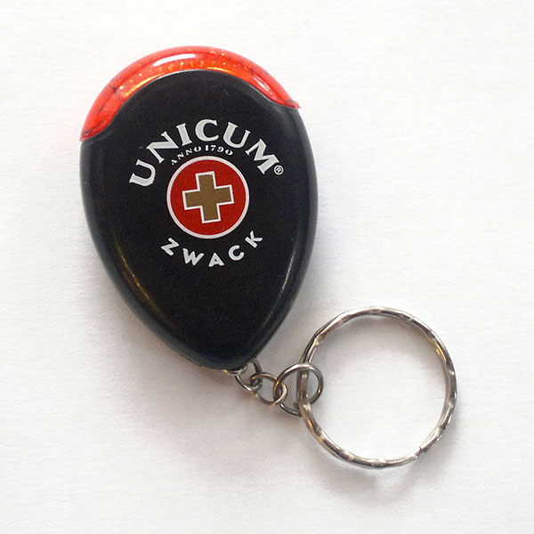 Unicum kulcstartó